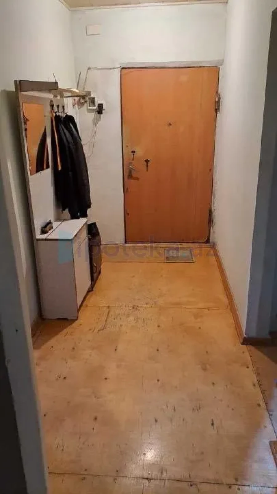 Satılır 5 otaqlı köhnə tikili 120 m²