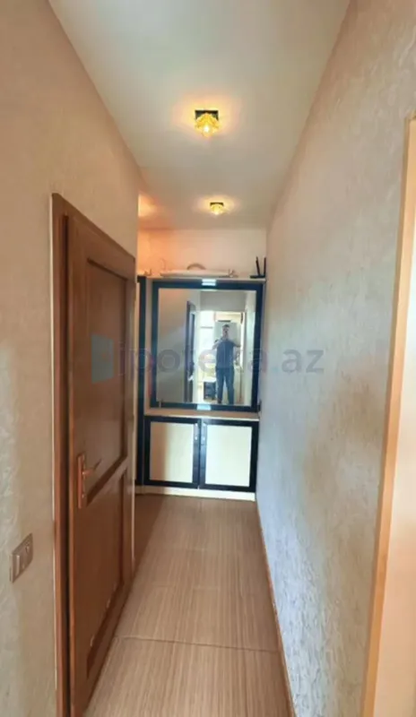 Satılır 1 otaqlı köhnə tikili 40 m²