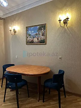 Satılır 4 otaqlı yeni tikili 175 m²