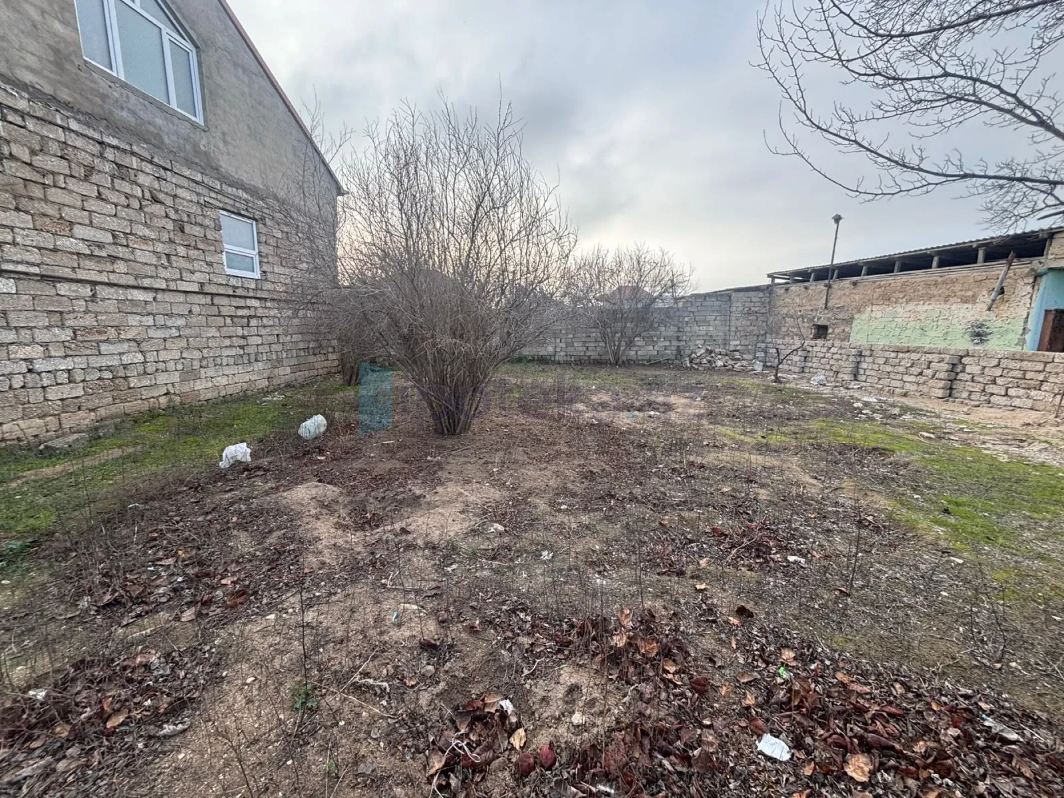 Satılır torpaq sahəsi 4 m²