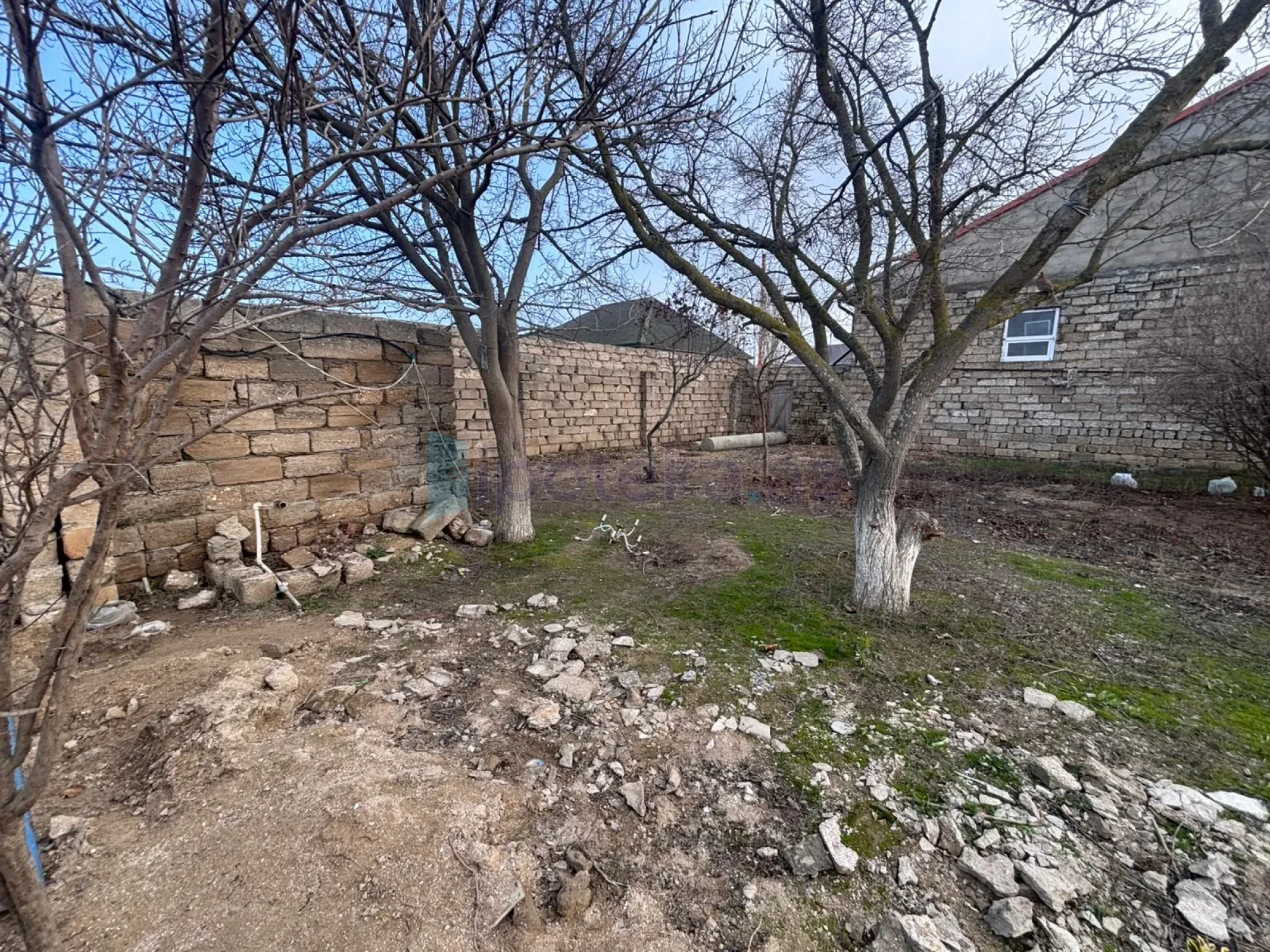 Satılır torpaq sahəsi 4 m²