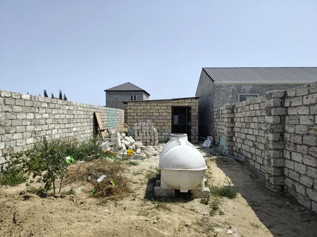 Satılır 1 otaqlı həyət evi 30 m²