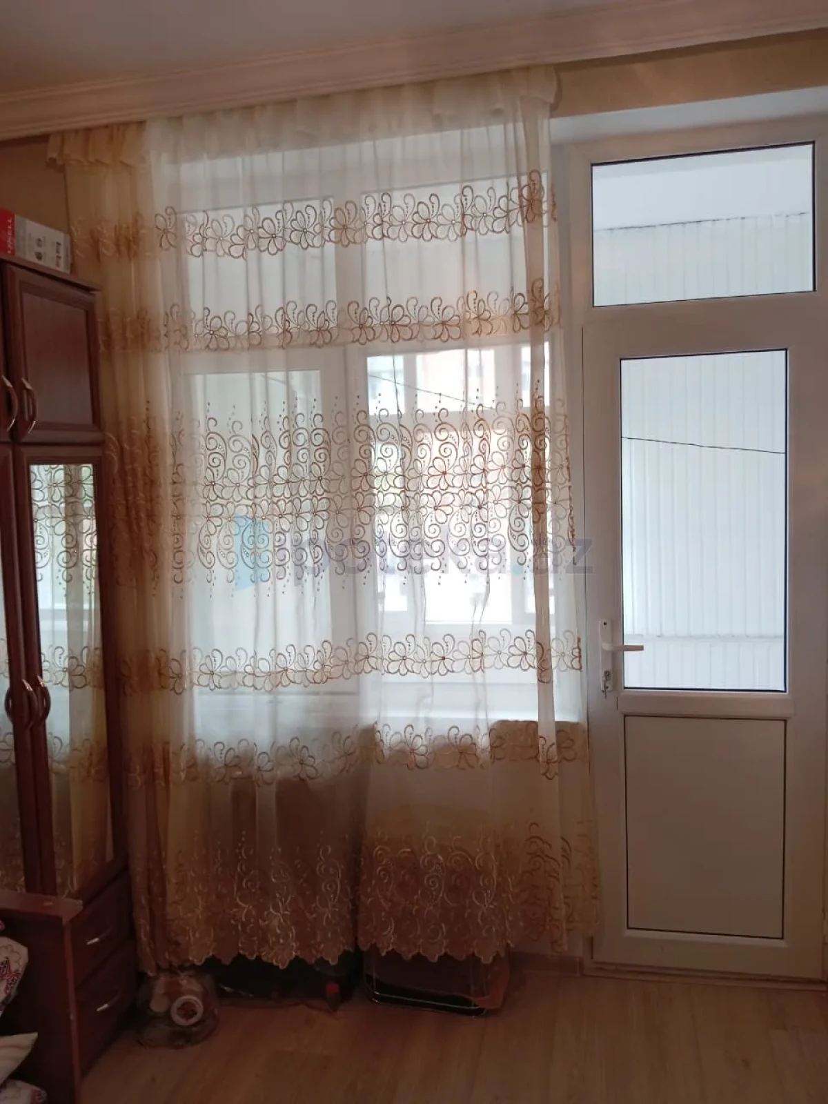 Satılır 3 otaqlı köhnə tikili 87 m²