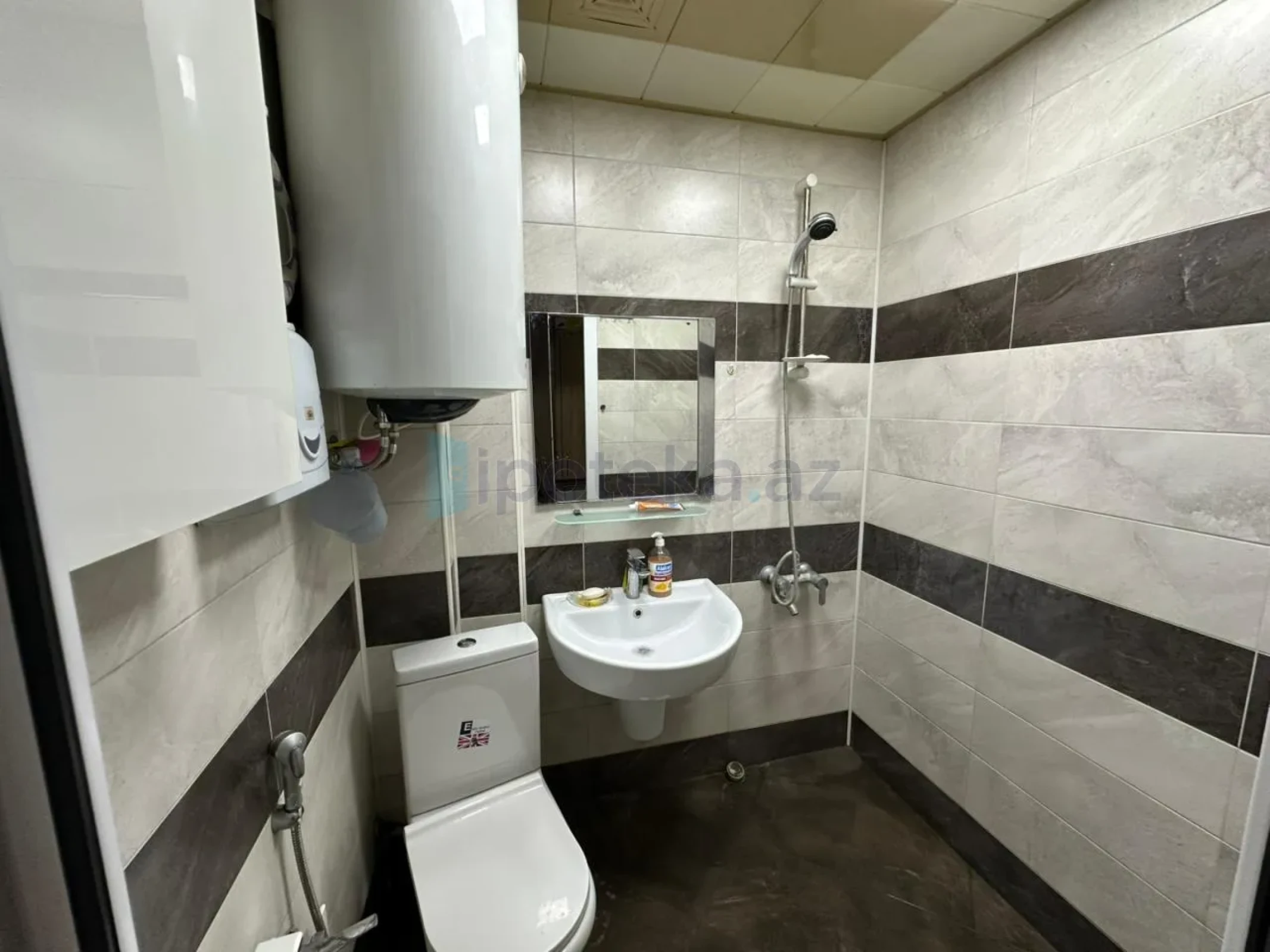 Satılır 2 otaqlı yeni tikili 42 m²