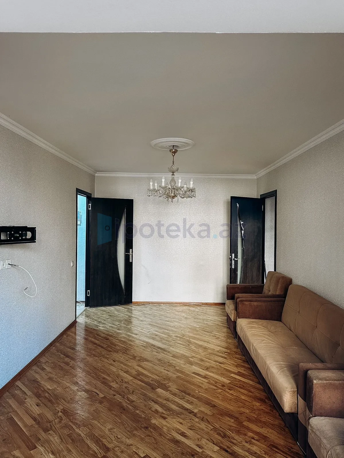 Satılır 2 otaqlı köhnə tikili 50 m²