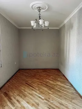 Satılır 2 otaqlı köhnə tikili 50 m²
