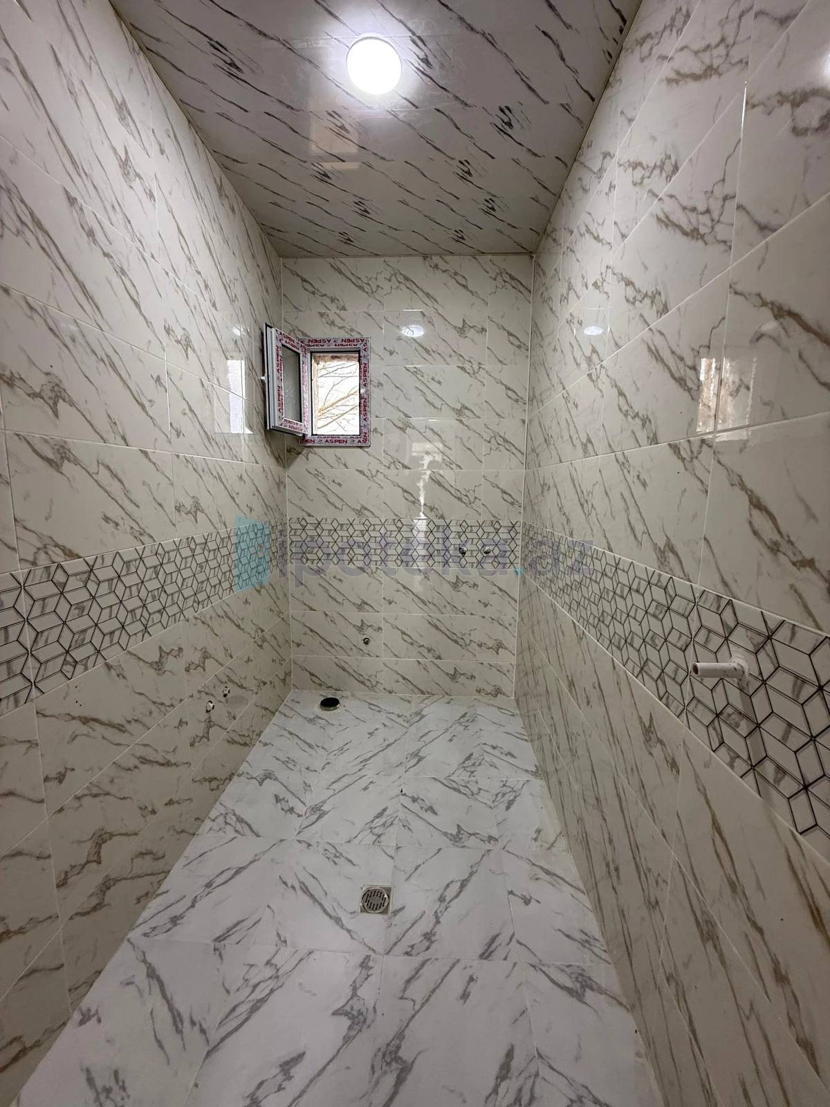 Satılır 4 otaqlı həyət evi 115 m²