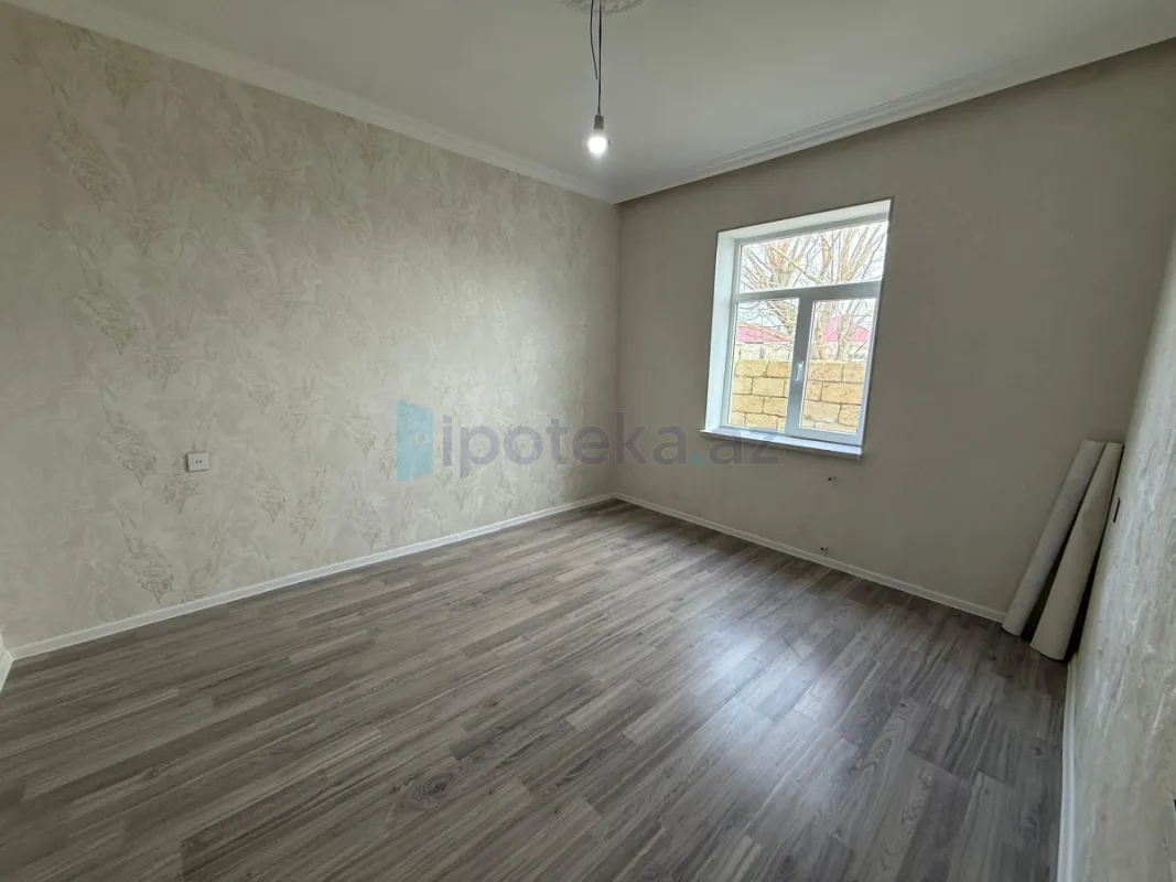 Satılır 4 otaqlı həyət evi 115 m²