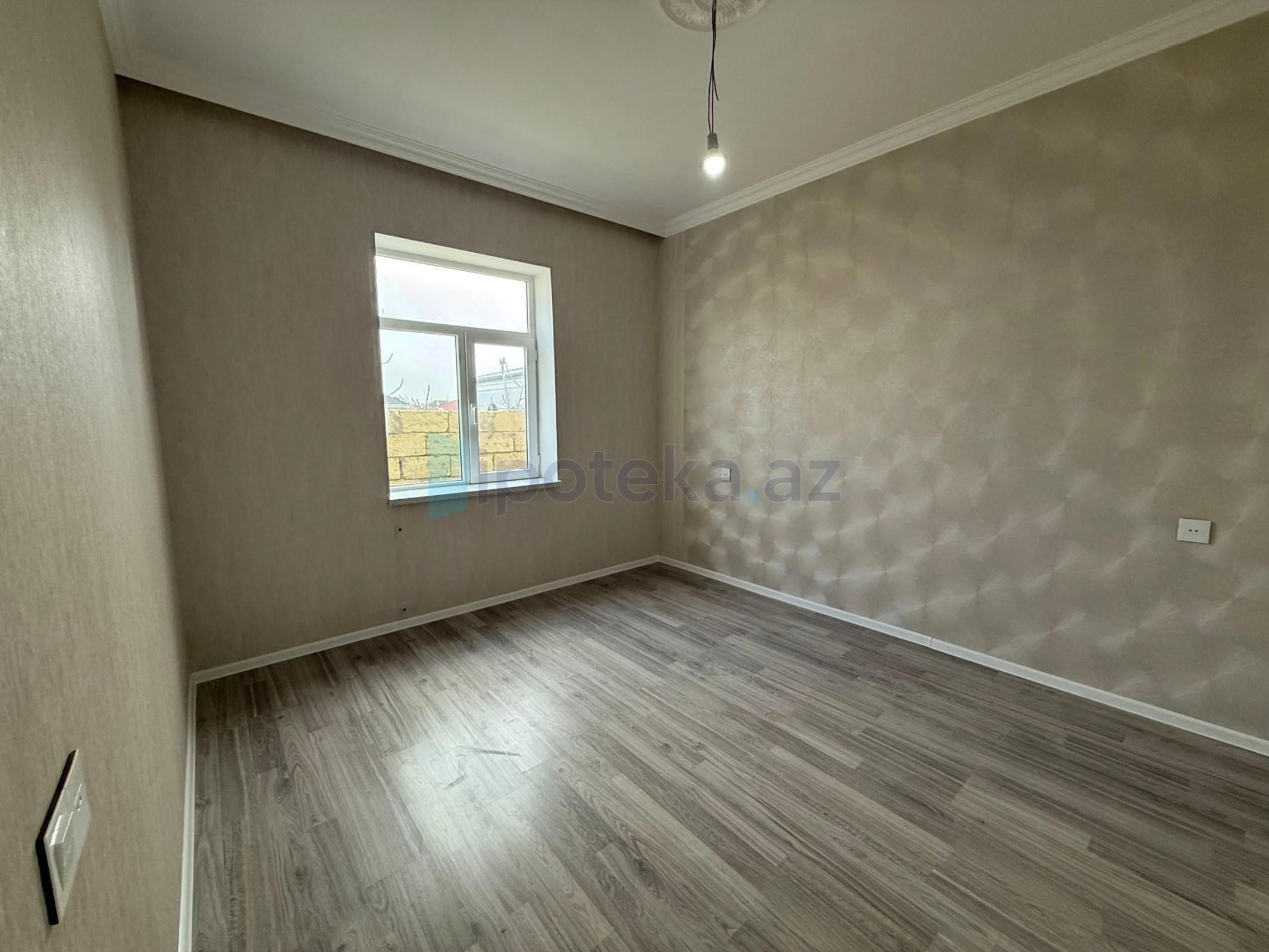 Satılır 4 otaqlı həyət evi 115 m²