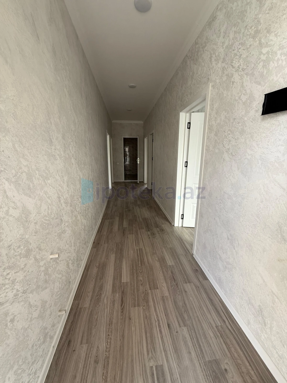 Satılır 4 otaqlı həyət evi 115 m²