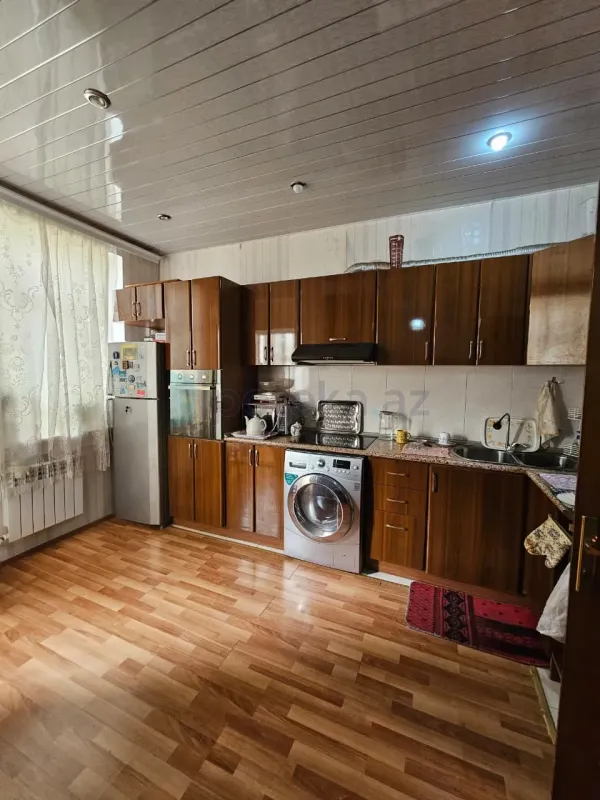 Satılır 2 otaqlı yeni tikili 75 m²