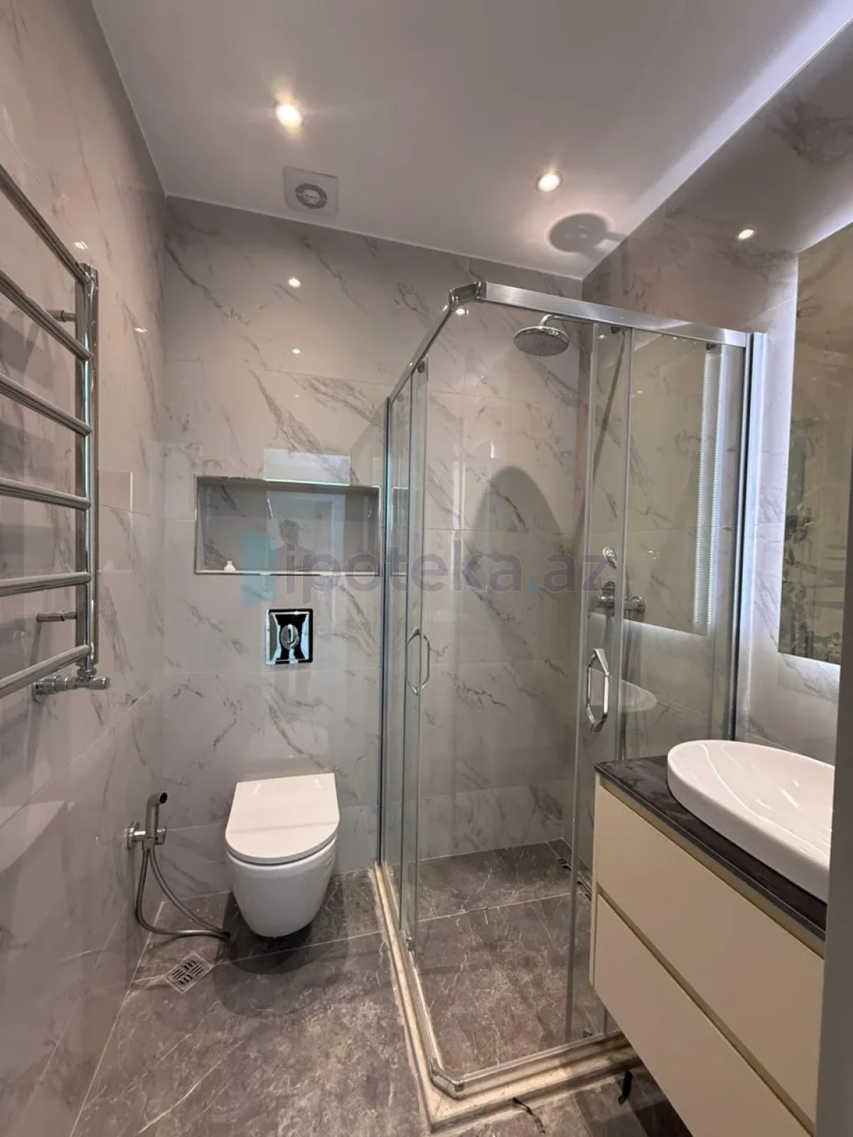 Satılır 3 otaqlı yeni tikili 69 m²