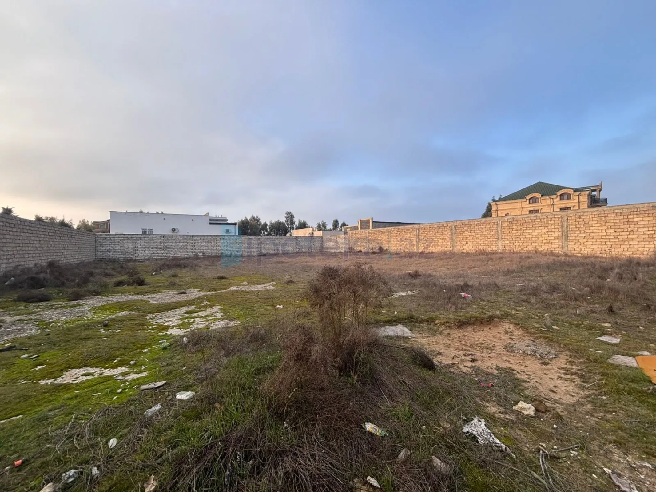 Satılır torpaq sahəsi 12 m²