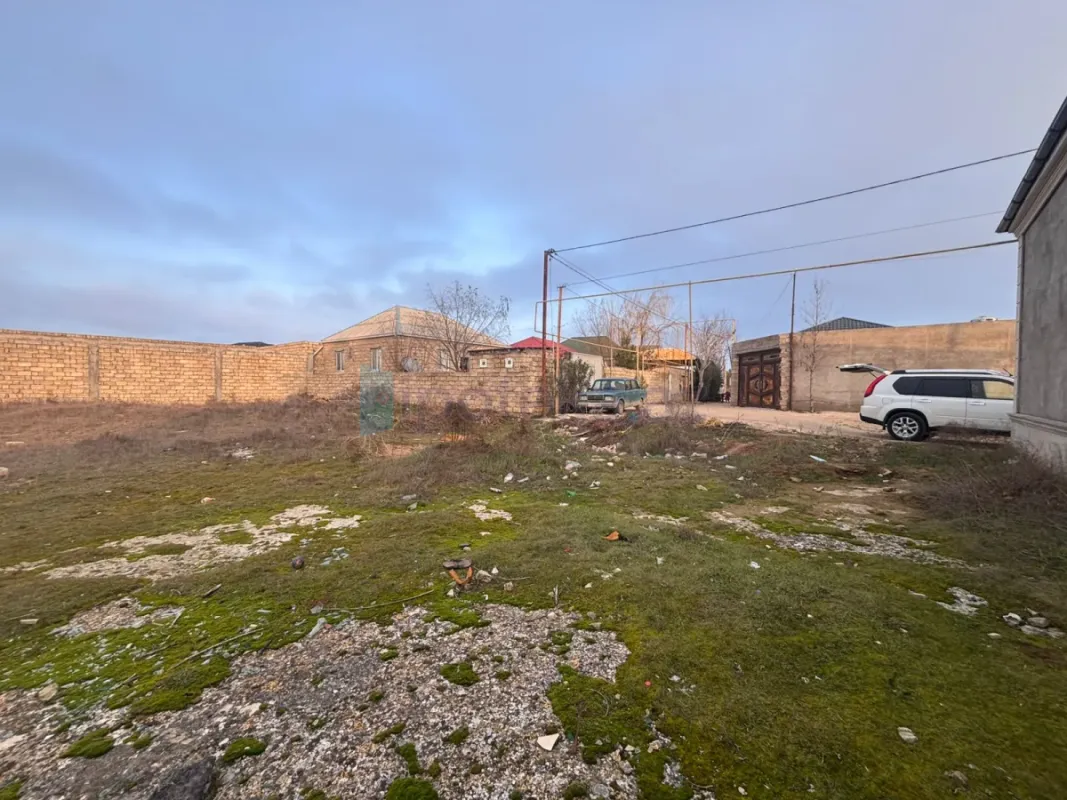 Satılır torpaq sahəsi 12 m²