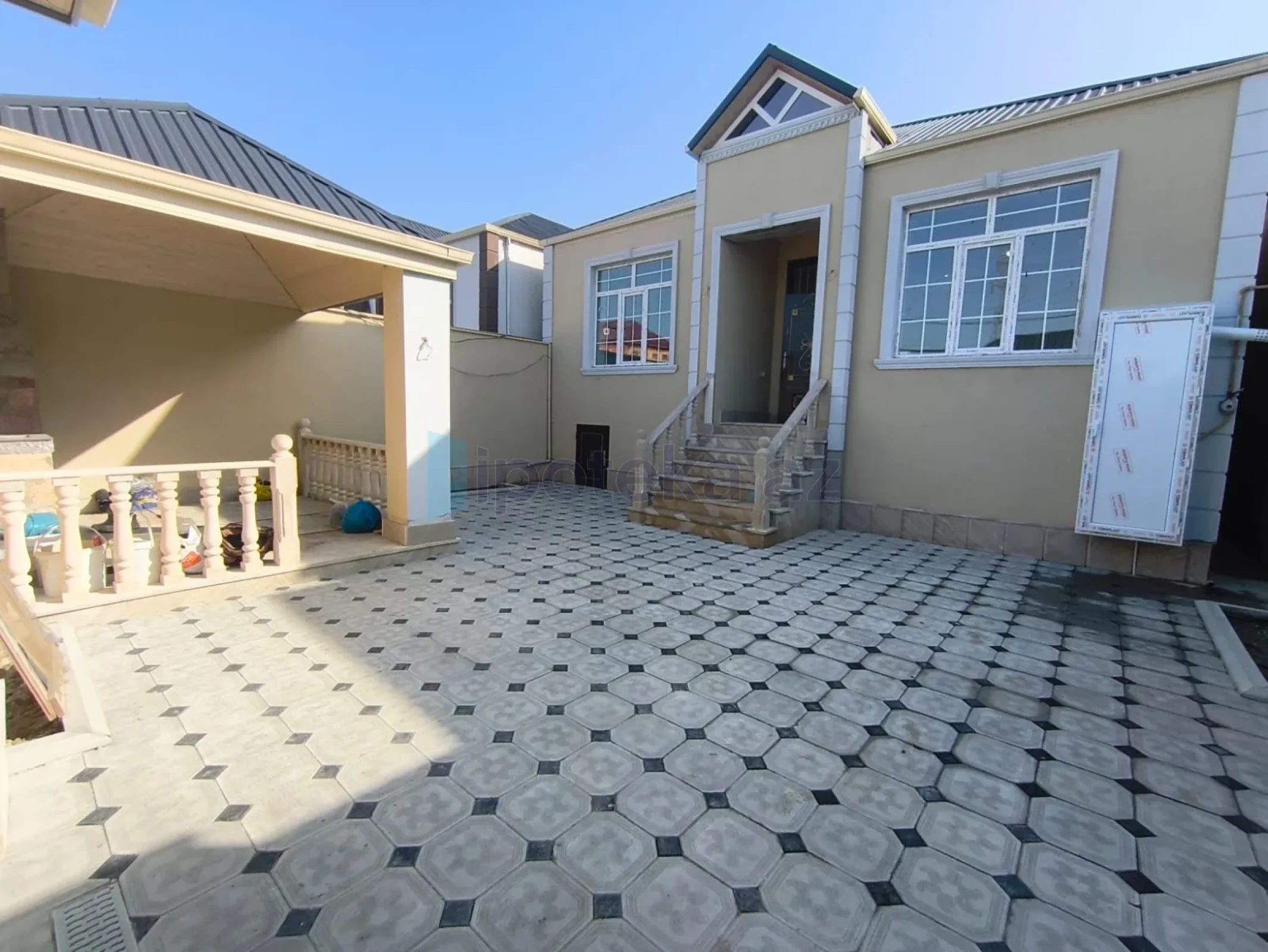 Satılır 4 otaqlı həyət evi 120 m²