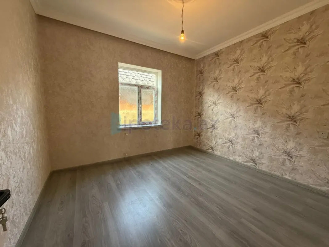 Satılır 4 otaqlı həyət evi 100 m²
