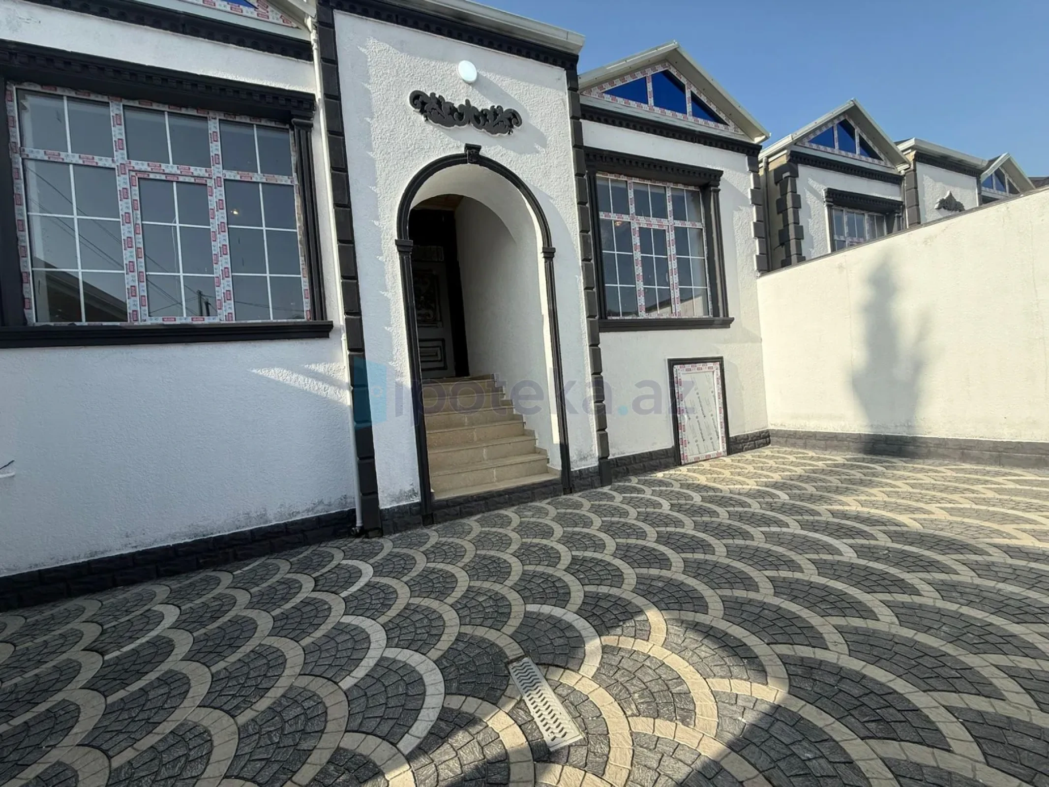 Satılır 4 otaqlı həyət evi 100 m²