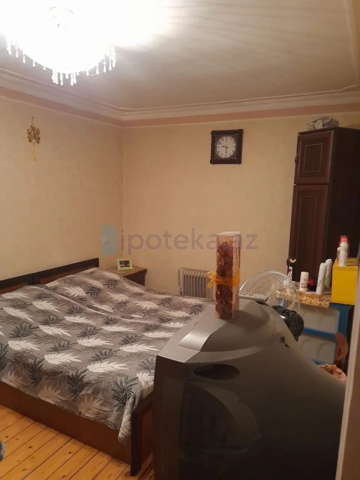 Satılır 3 otaqlı köhnə tikili 90 m²