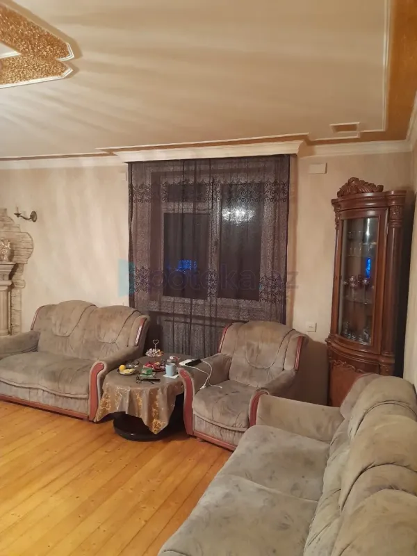 Satılır 3 otaqlı köhnə tikili 90 m²