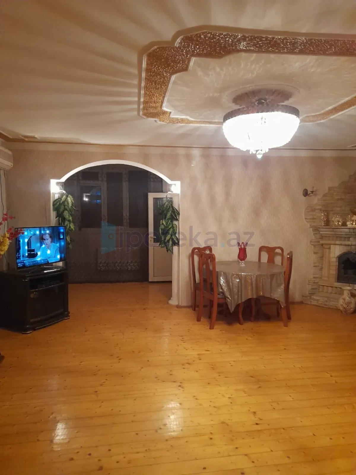 Satılır 3 otaqlı köhnə tikili 90 m²