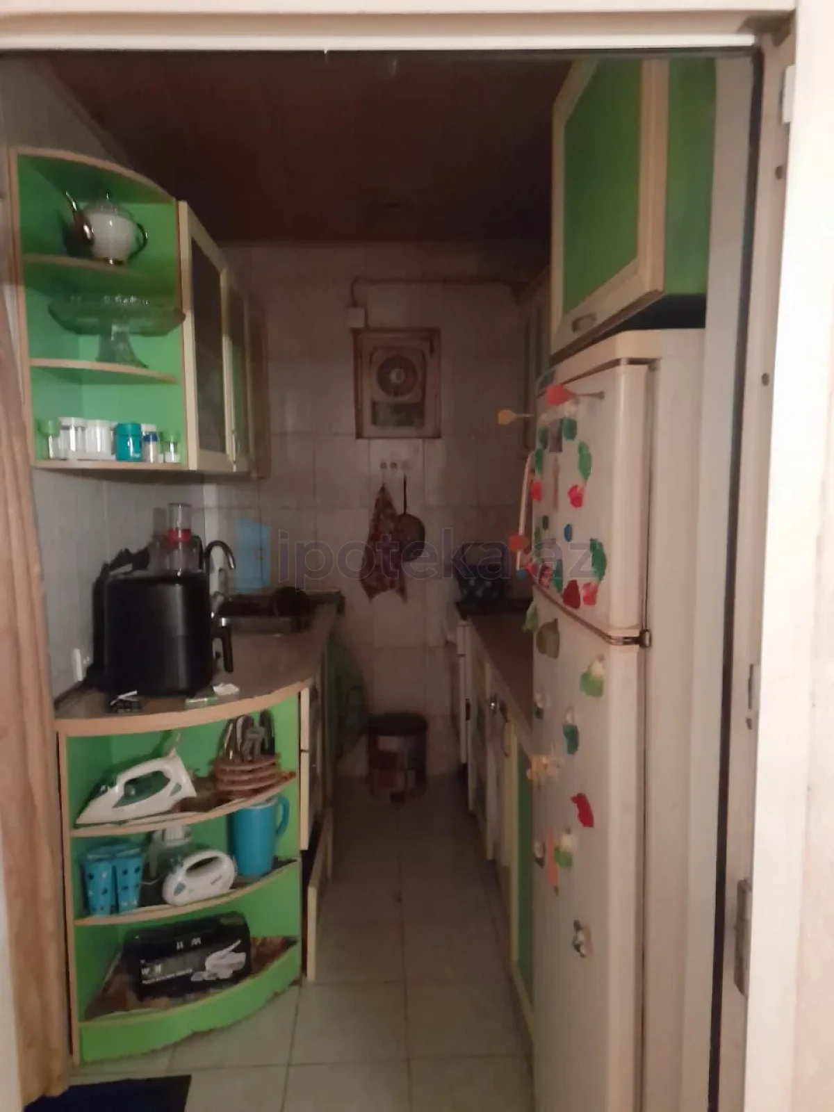 Satılır 3 otaqlı köhnə tikili 90 m²