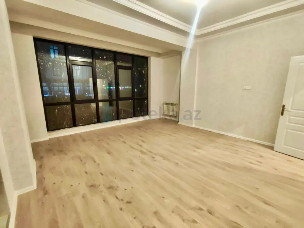 Satılır 3 otaqlı yeni tikili 95 m²