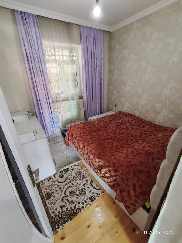 Satılır 3 otaqlı mənzil 50 m²