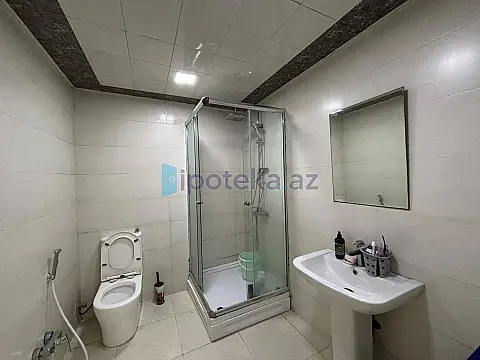 Satılır 3 otaqlı yeni tikili 124 m²
