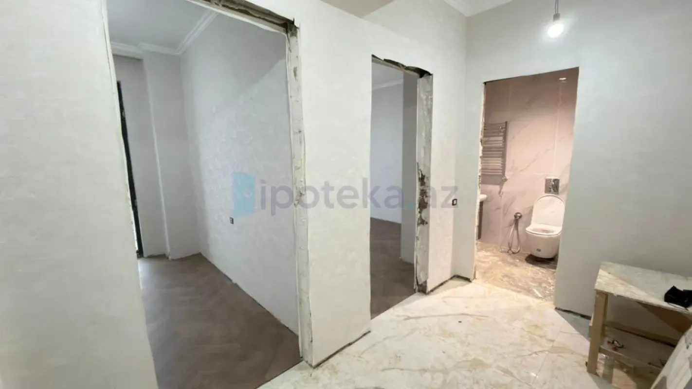 Satılır 3 otaqlı yeni tikili 73 m²