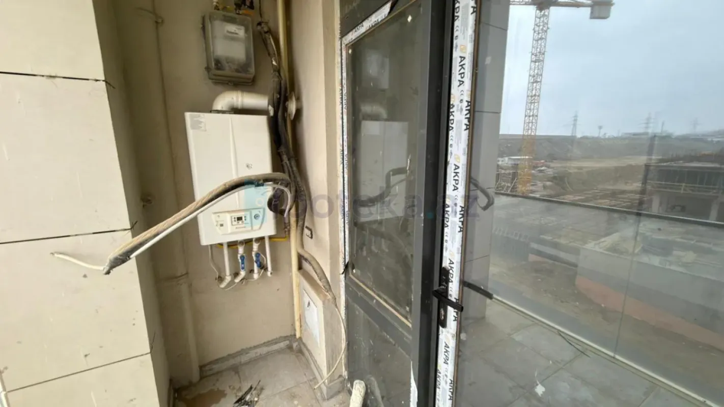 Satılır 3 otaqlı yeni tikili 73 m²