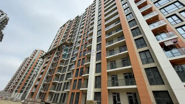 Satılır 3 otaqlı yeni tikili 73 m²