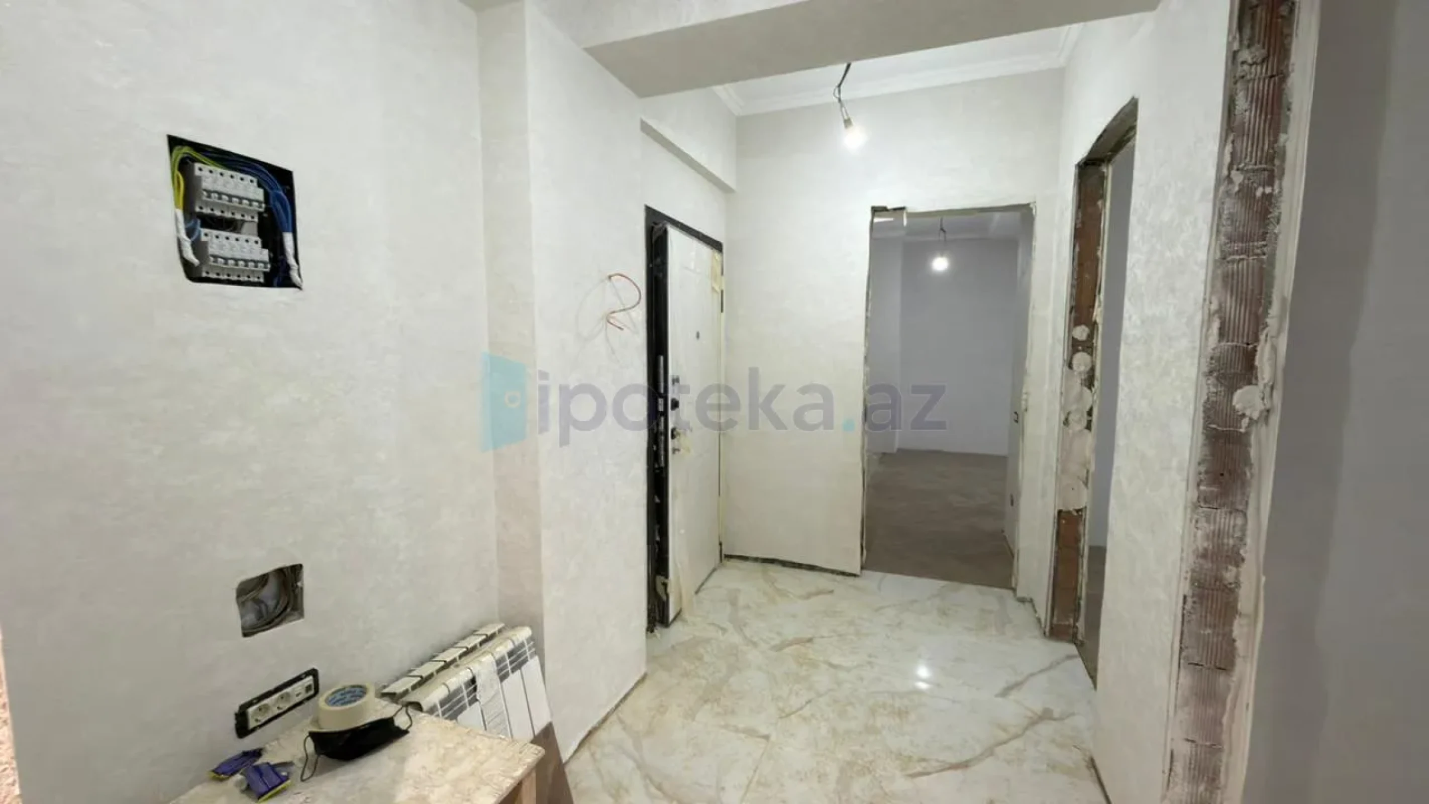 Satılır 3 otaqlı yeni tikili 73 m²