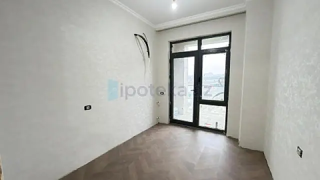 Satılır 3 otaqlı yeni tikili 73 m²
