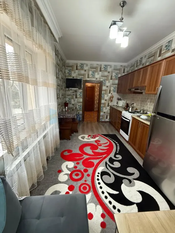 Satılır 7 otaqlı həyət evi 170 m²