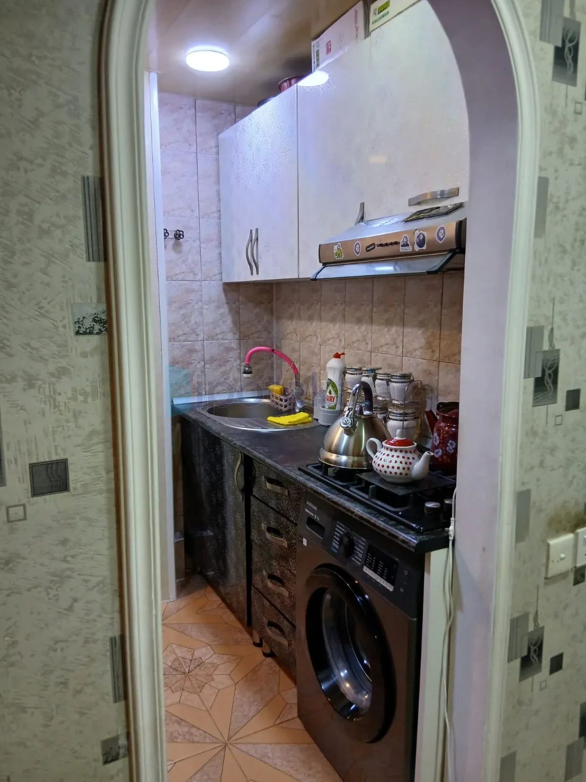 Satılır 2 otaqlı köhnə tikili 40 m²