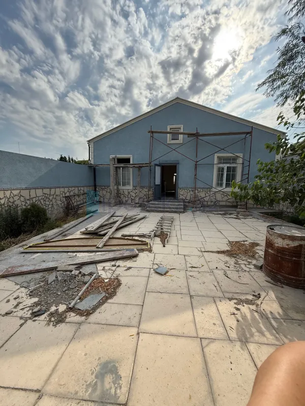 Satılır 3 otaqlı həyət evi 100 m²