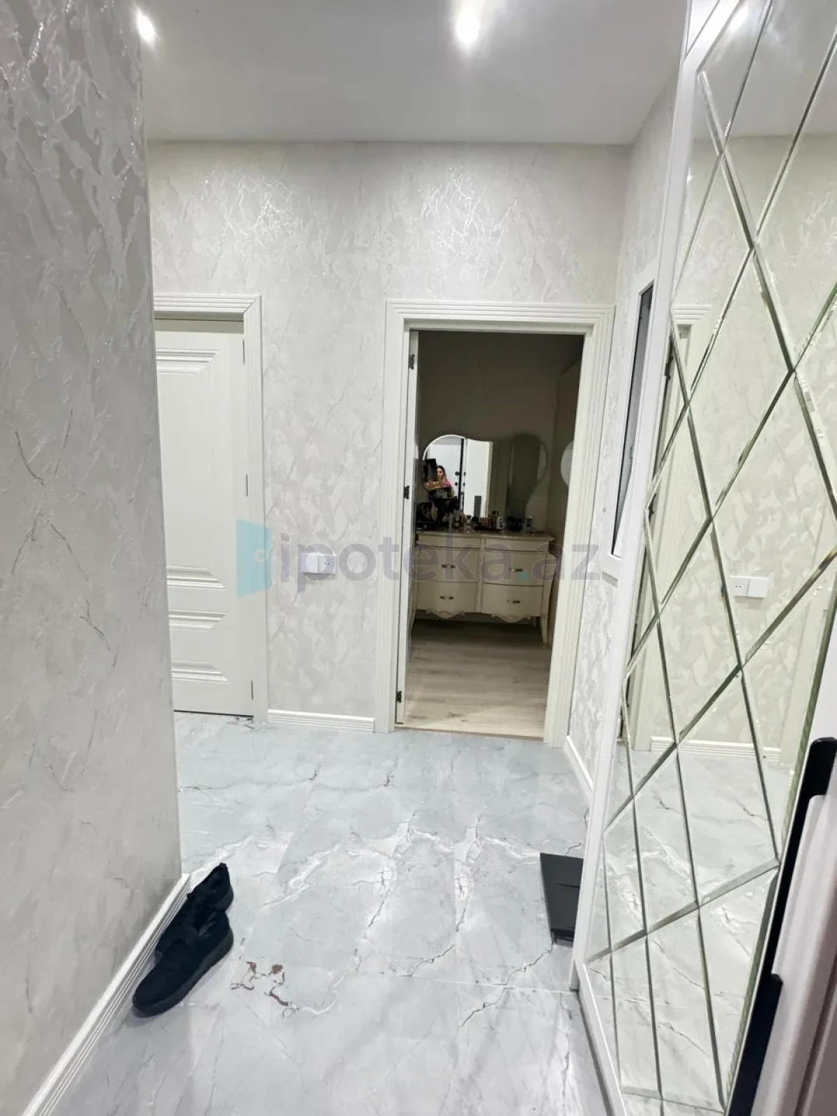 Satılır 2 otaqlı yeni tikili 54 m²