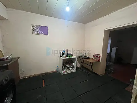 Satılır 4 otaqlı həyət evi 65 m²