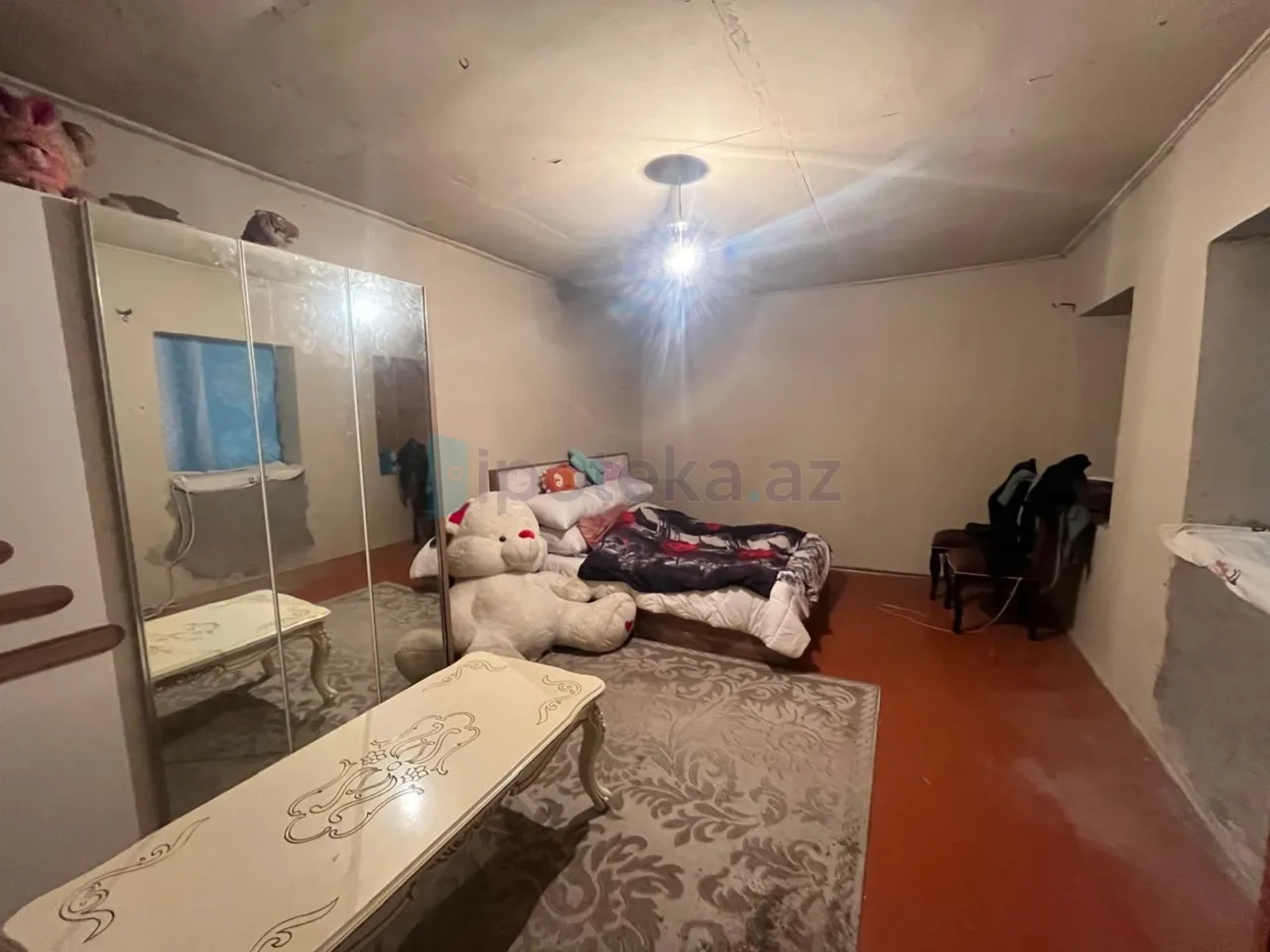 Satılır 4 otaqlı həyət evi 65 m²