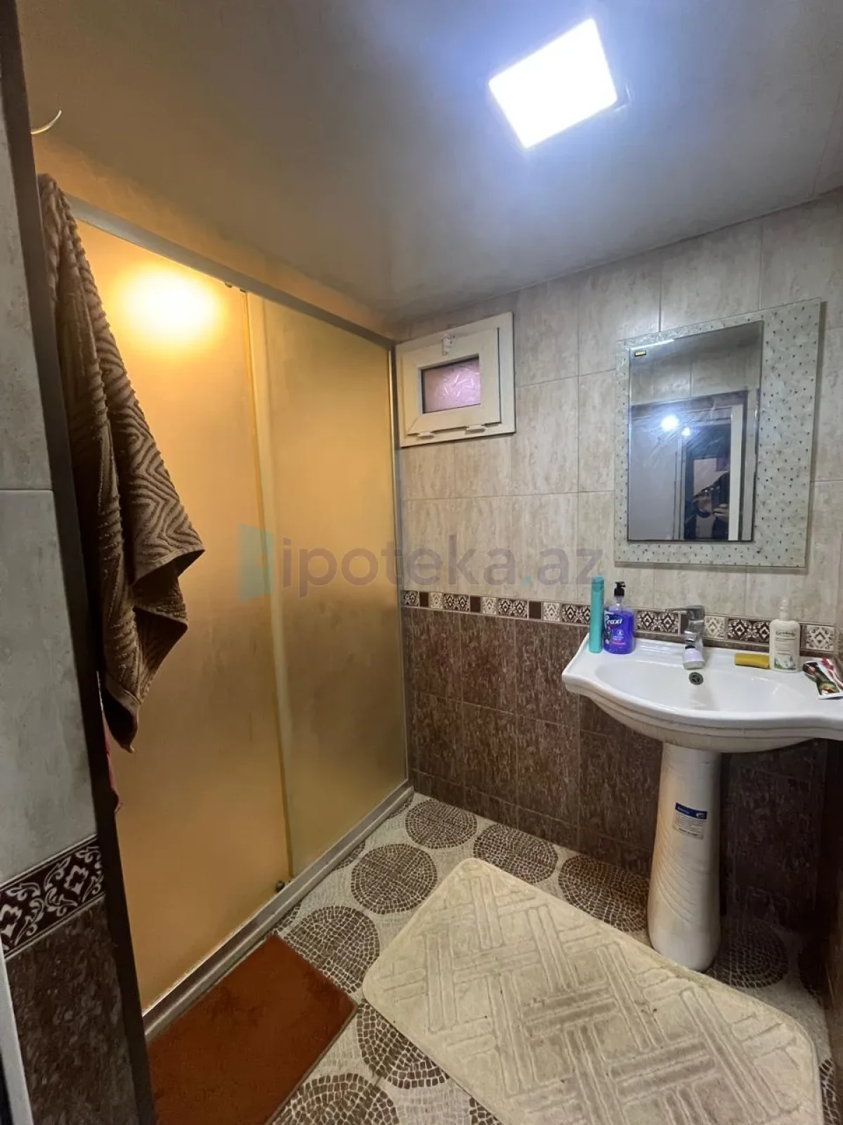 Satılır 4 otaqlı həyət evi 65 m²