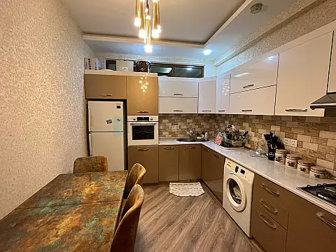 Satılır 2 otaqlı yeni tikili 73 m²