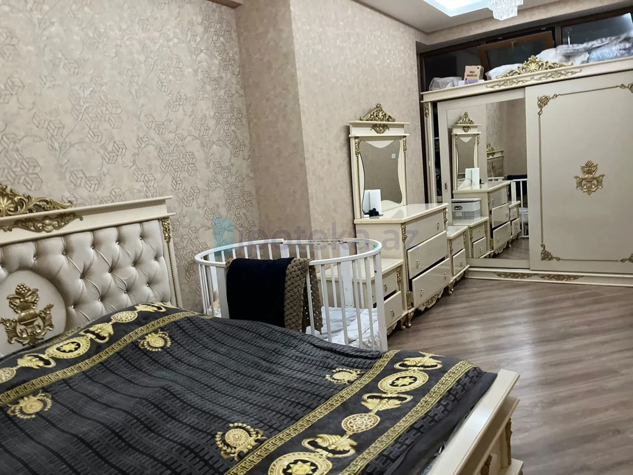 Satılır 2 otaqlı yeni tikili 73 m²