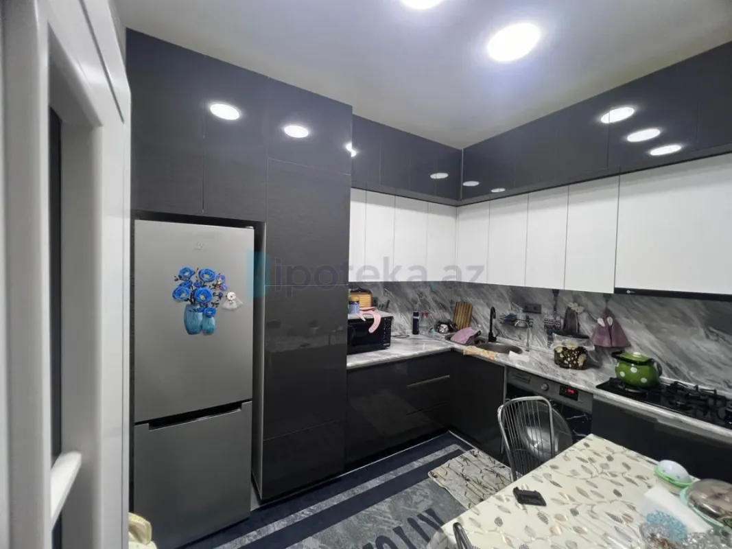 Satılır 3 otaqlı yeni tikili 67 m²