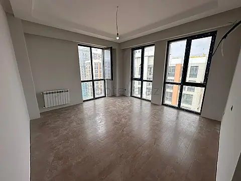 Satılır 2 otaqlı yeni tikili 62.2 m²