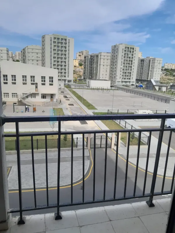 Satılır 3 otaqlı yeni tikili 85 m²