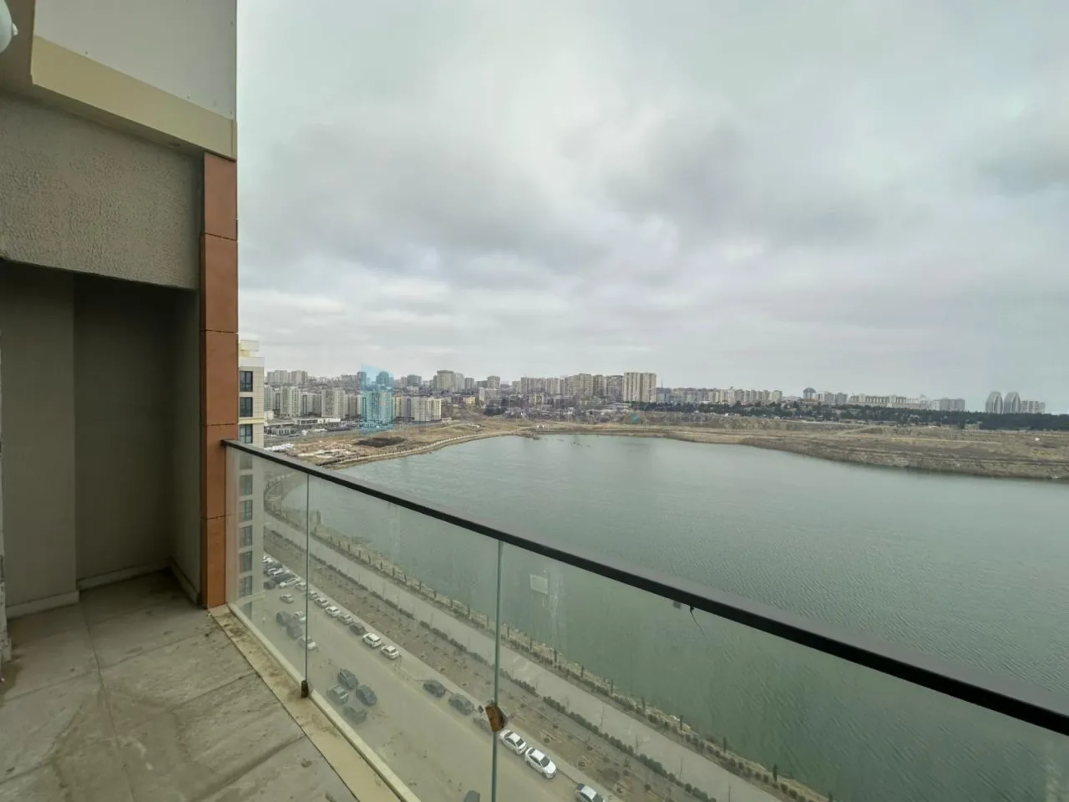 Satılır 3 otaqlı yeni tikili 72.73 m²