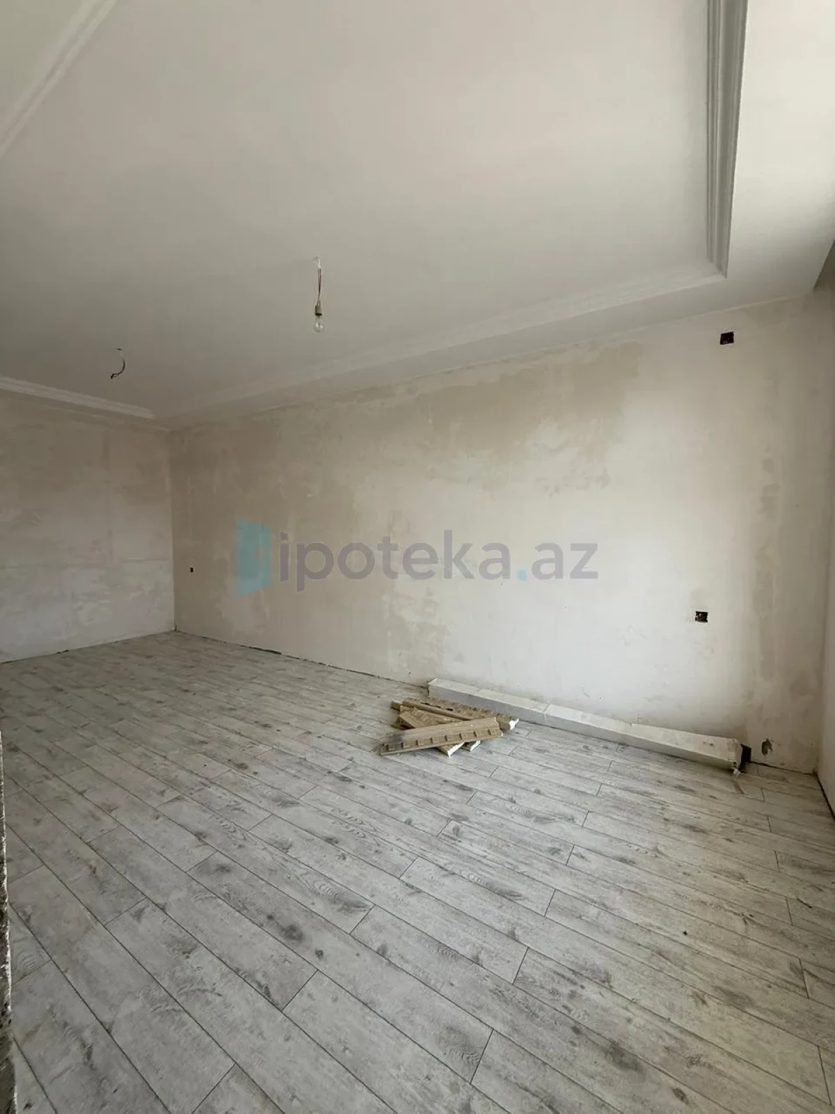 Satılır 5 otaqlı həyət evi 160 m²