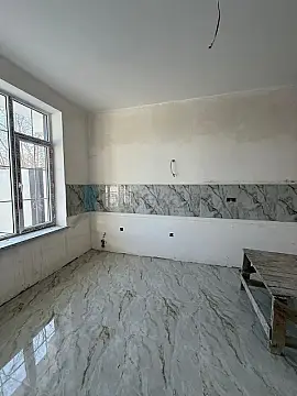 Satılır 5 otaqlı həyət evi 160 m²