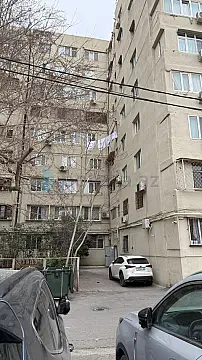 Satılır 2 otaqlı köhnə tikili 52 m²
