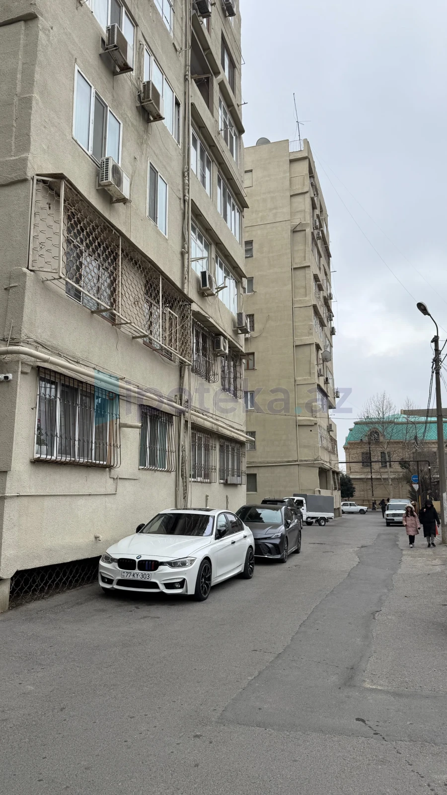 Satılır 2 otaqlı köhnə tikili 52 m²